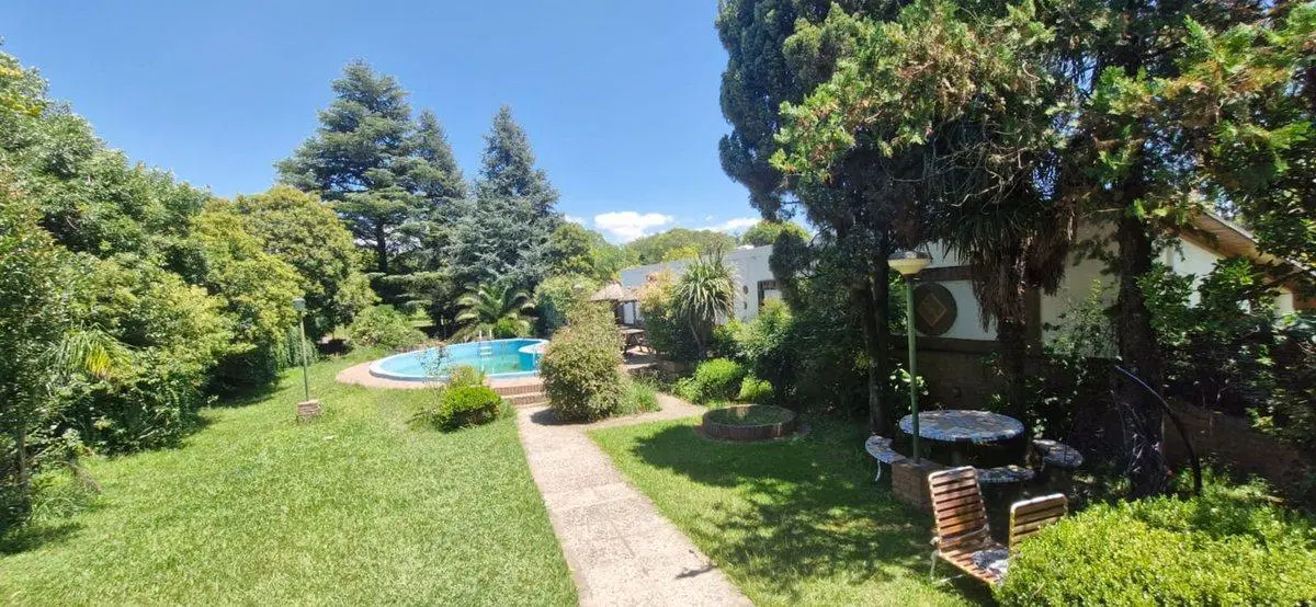CASA DE 3 DORMITORIOS Y PILETA EN PLAYAS DE ORO 5
