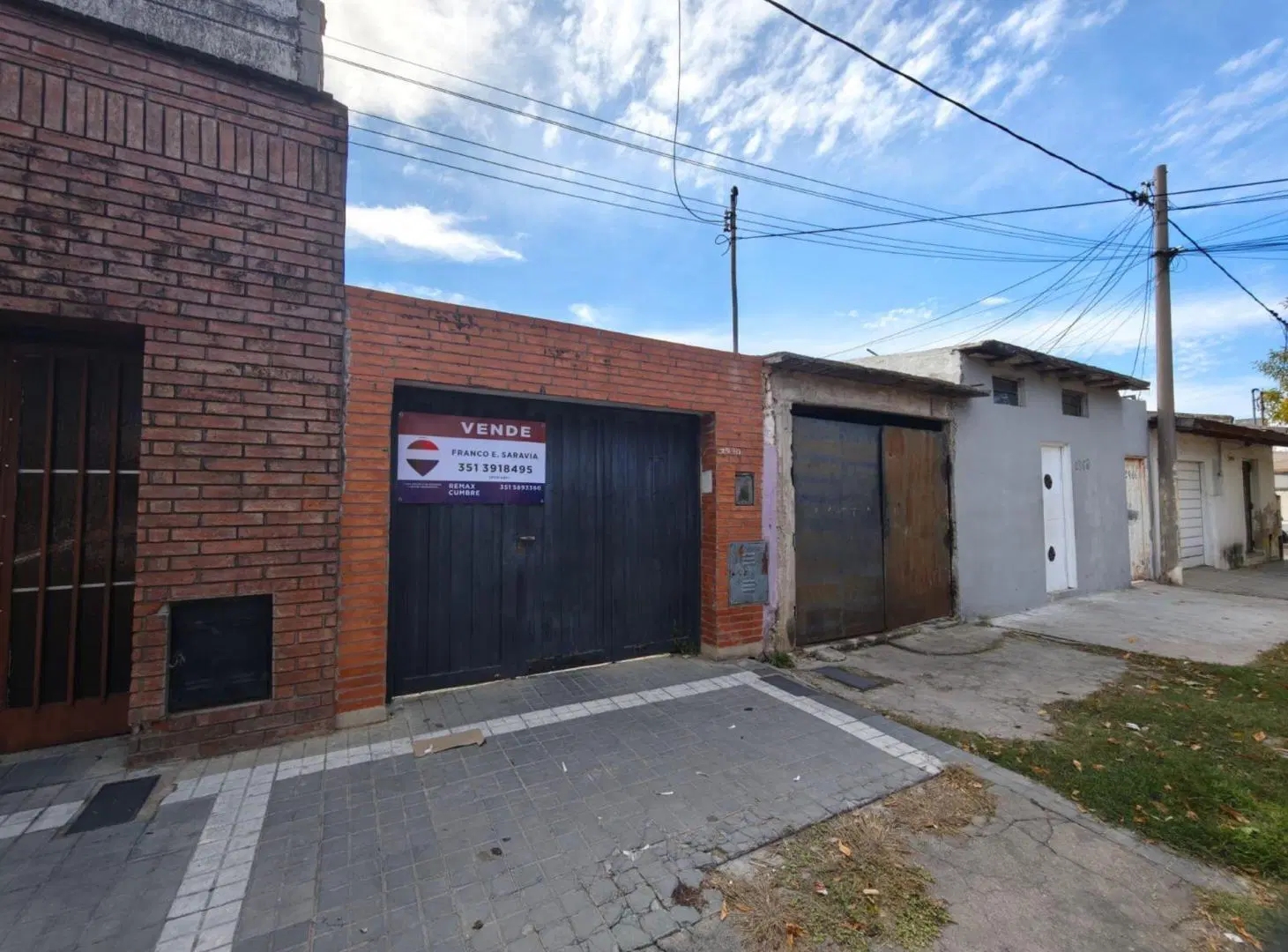 CASA 2 DORMITORIOS C/COCHERA A ALBERDI A RESTAURAR 4