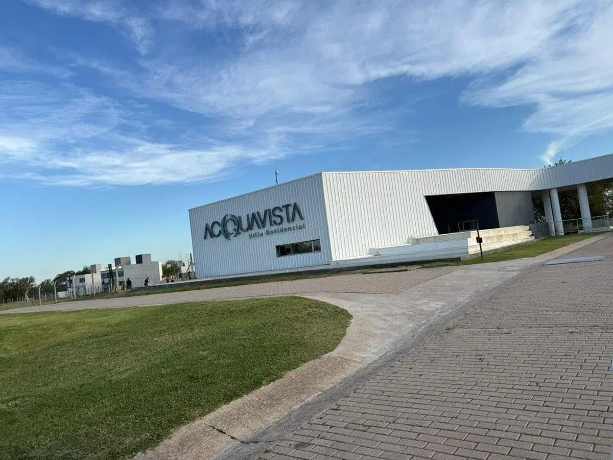 VENTA TERRENO BARRIO PRIVADO ACQUAVISTA MALAGUEÑO 2