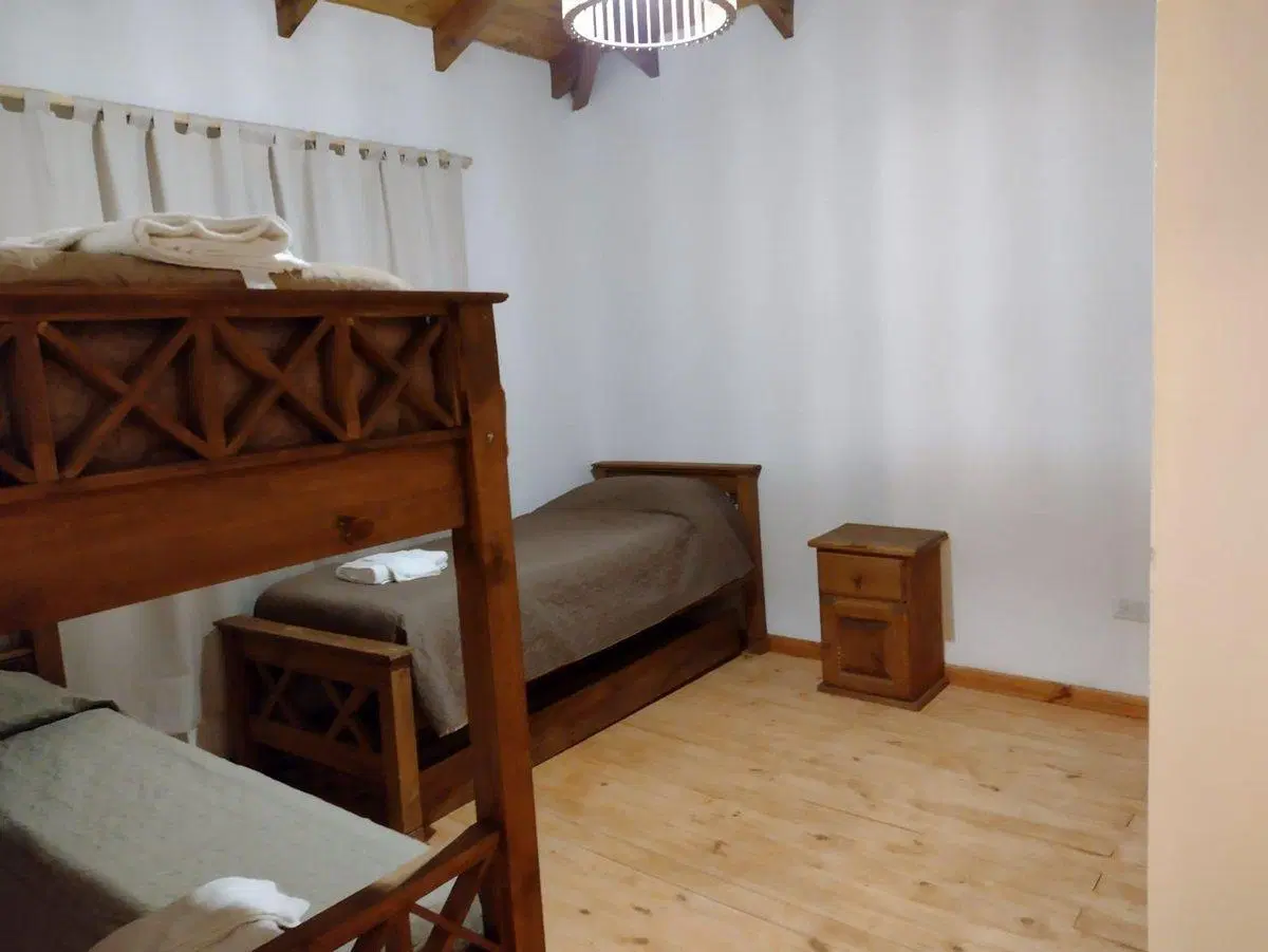 VENTA CASA TRES DORMITORIOS EN VILLA GRAL BELGRANO 5