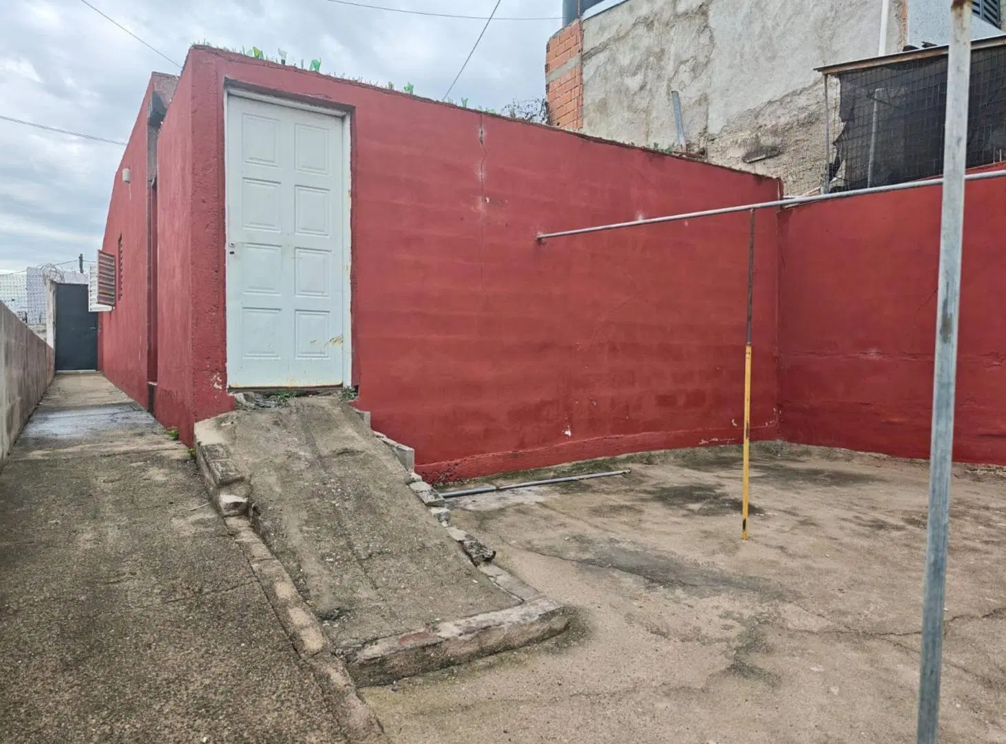 VENTA 2 DUPLEX DE 1 DORM. C/COCHERA GRAL URQUIZA 4