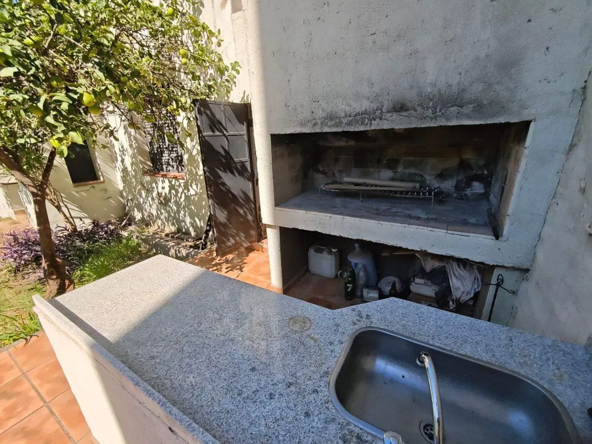 CASA ALTO ALBERDI 4 DORMITORIOS 400M2 LOTE PROPIO 3