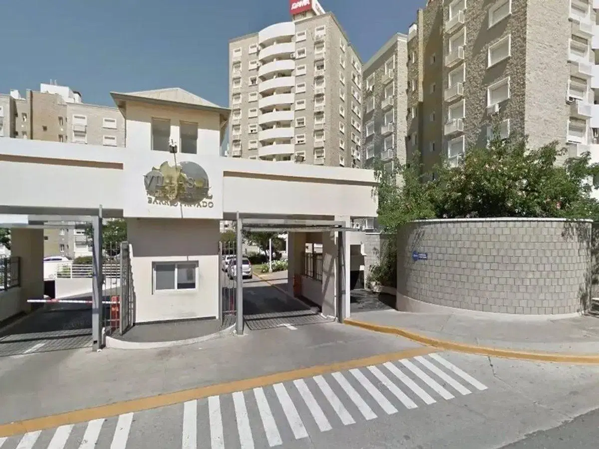 VENTA COCHERA - COMPLEJO VILLASOL - BARRIO PRIVADO 3
