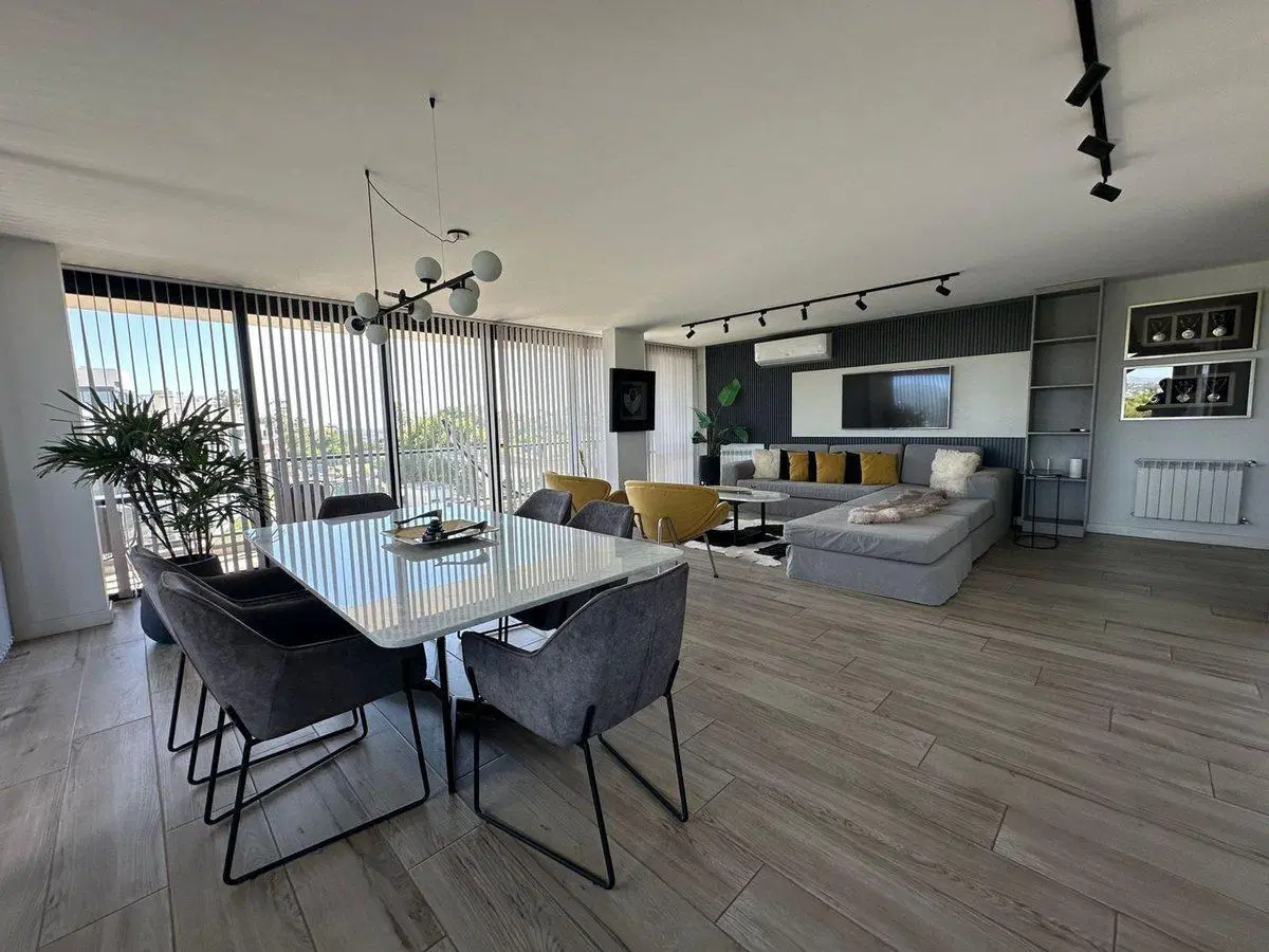 VENTA DEPARTAMENTO DE CATEGORIA VALLE ESCONDIDO 8