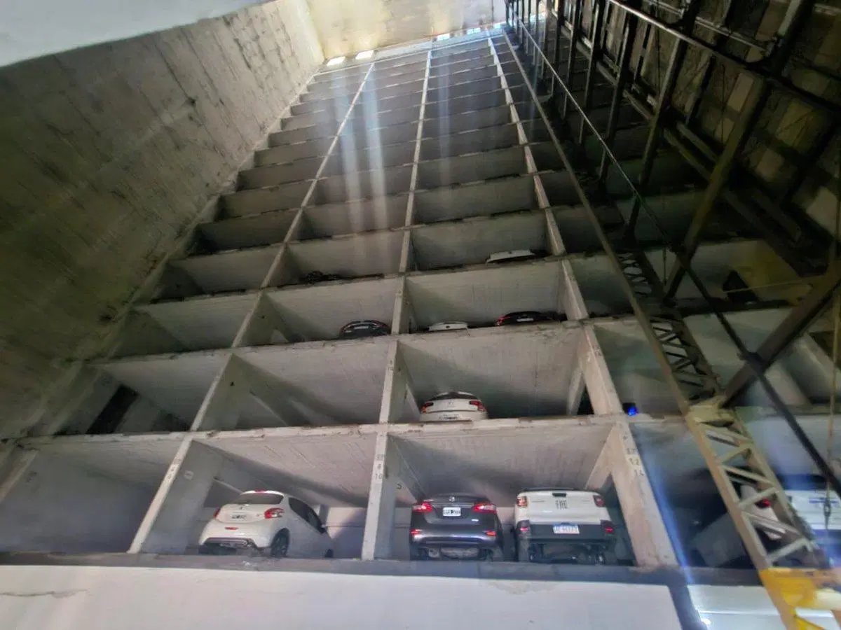VENTA COCHERA PLENO CENTRO, EDIFICIO SHELL 5