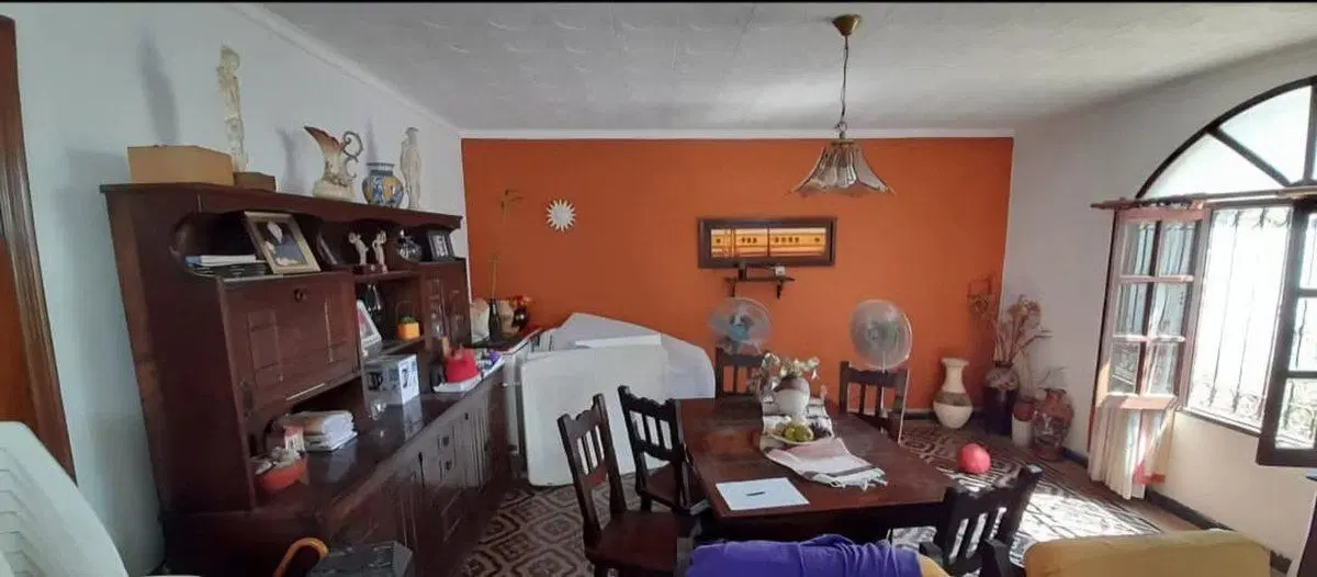 CASA 4 DORMITORIOS Y 3 BAÑOS EN B.PUEYRREDON 5