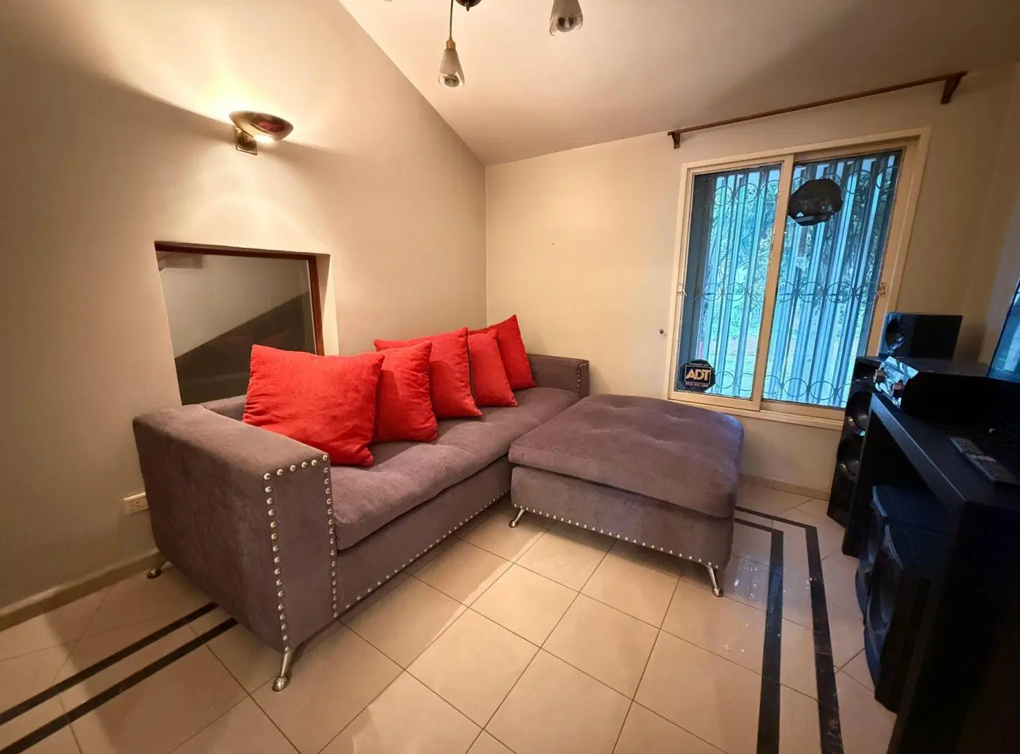 VENTA CASA 5 DORM QUEBRADA DE LAS ROSAS APTA CRED 8