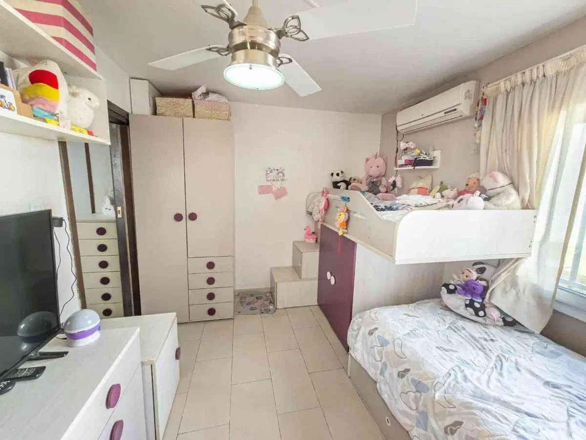EN VENTA CASA DE 4 DORMITORIOS EN ALTO VERDE 4