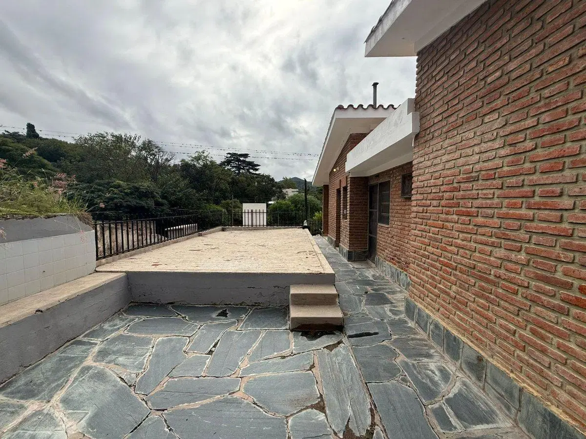 VENTA HERMOSA CASA EN RIO CEBALLOS APTO CREDITO 8