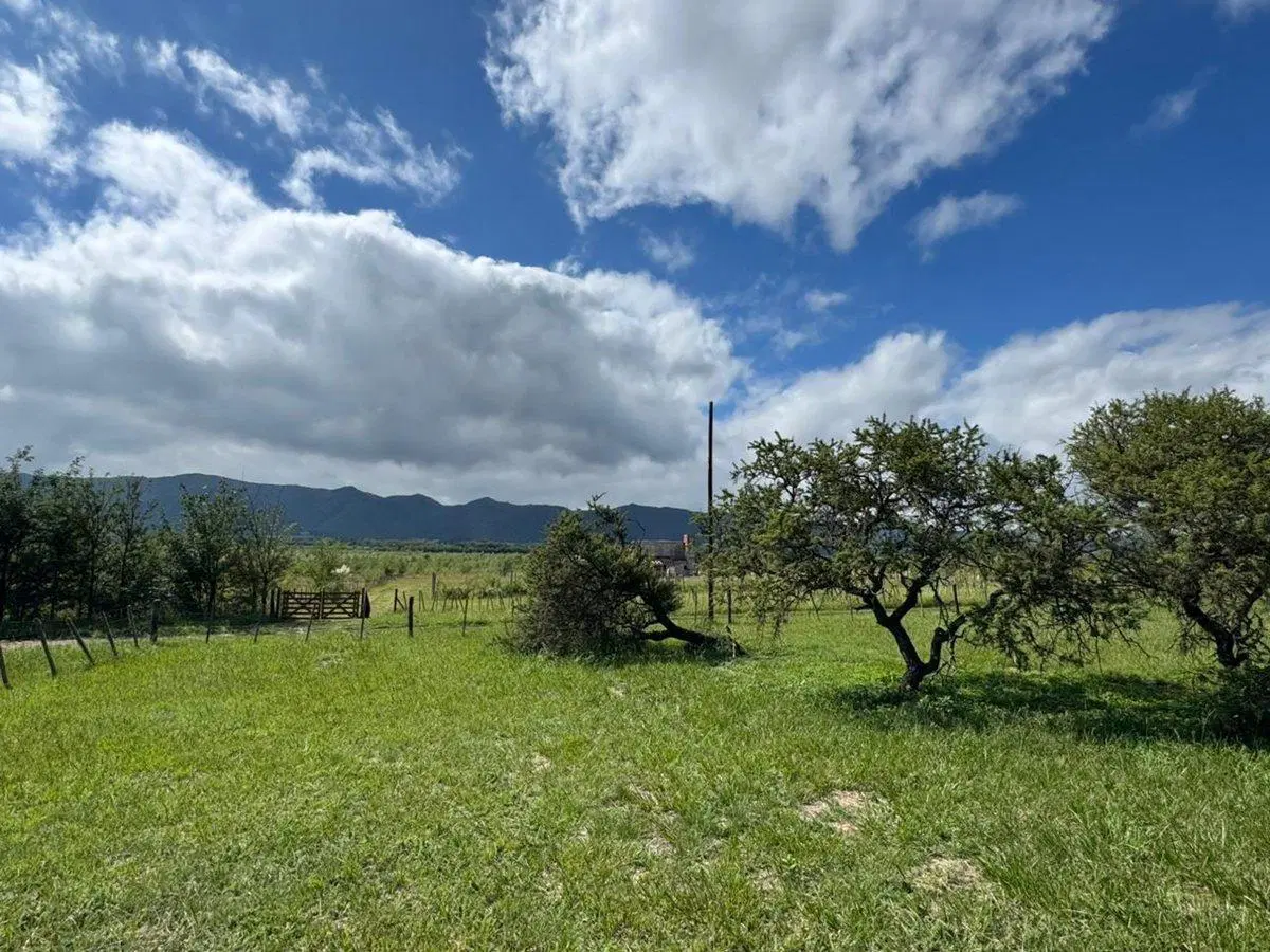 VENTA TERRENO 586 M2 EN LOS REARTES. CALAMUCHITA 2
