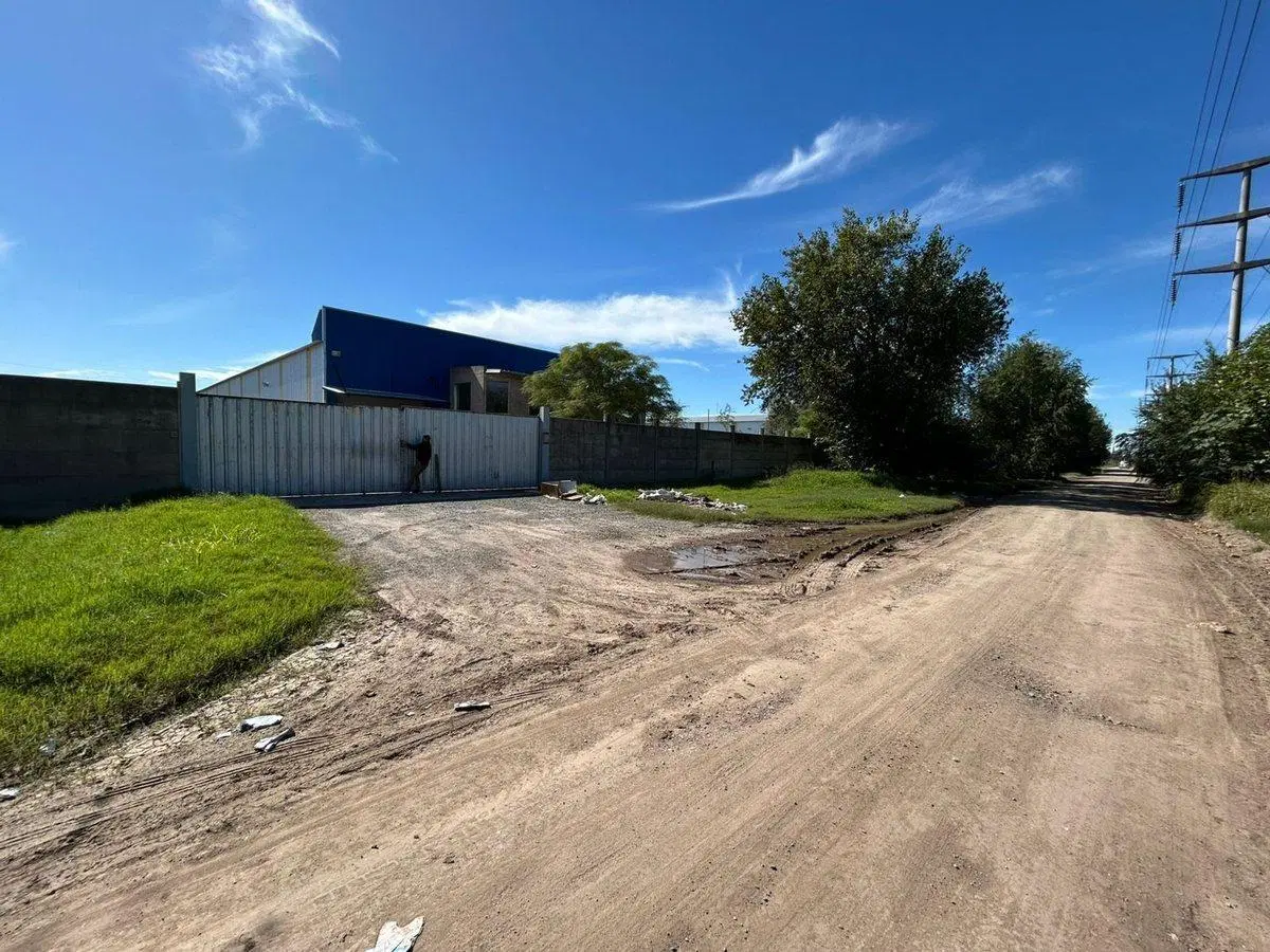 GALPÓN EN VENTA EXCELENTE UBICACIÓN ESTRATÉGICA 4