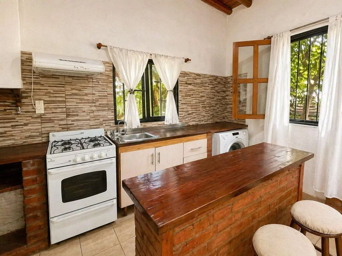 Venta Casa 3 dormitorios con pileta - Bialet Masse 5