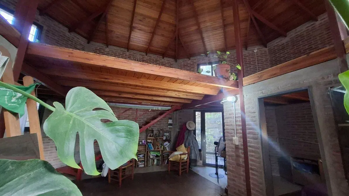 SE VENDE CASA 2 DORMITORIOS EN UNQUILLO 8