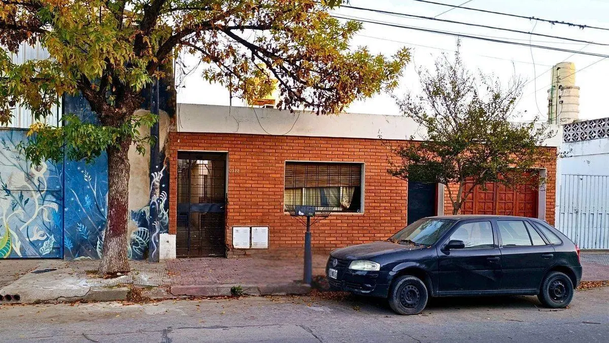 VENTA CASA 2 DORMITORIOS GENERAL PUEYRREDON 4