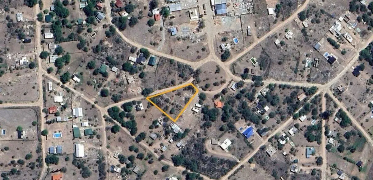 VENTA LOTE 1997m2 EN TANTI CON ESCRITURA 5