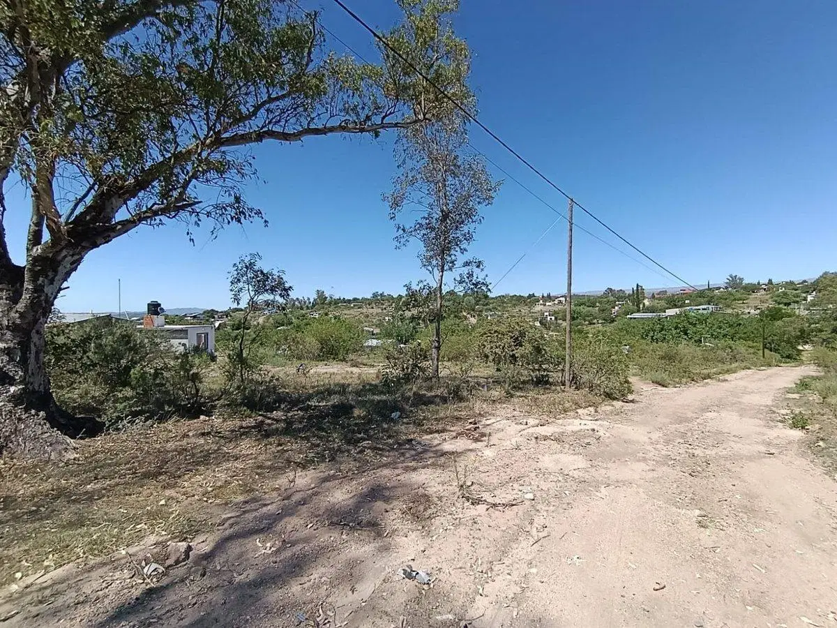 VENTA LOTE 1997m2 EN TANTI CON ESCRITURA 8