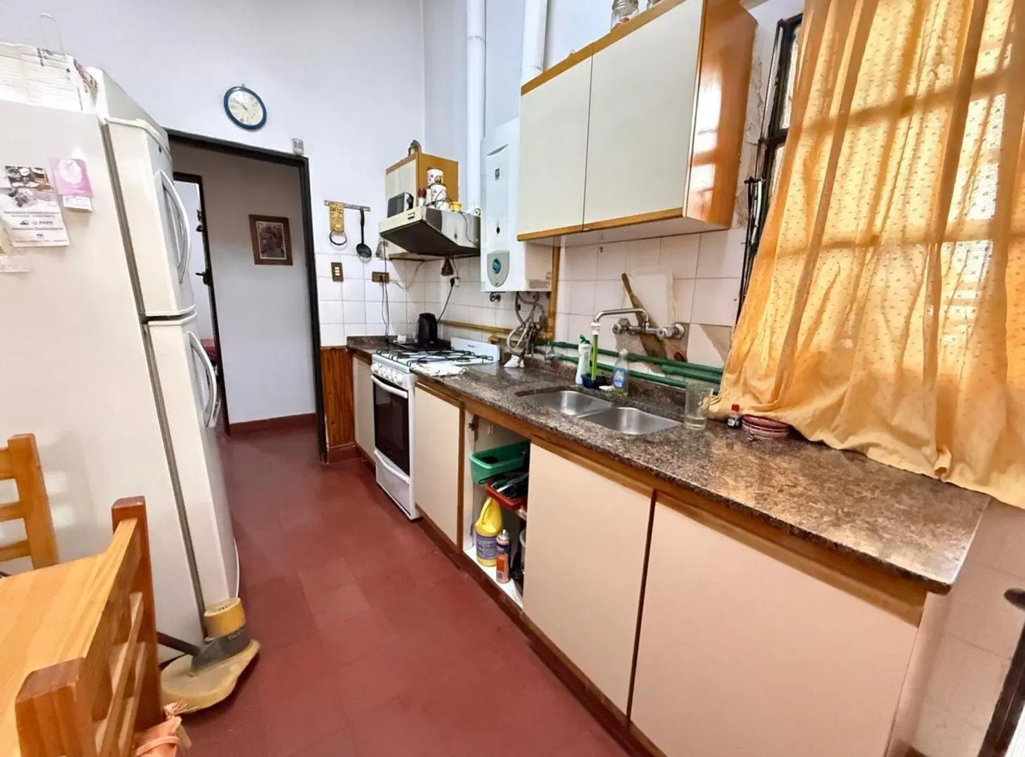 CASA EN VENTA 3 DORMITORIOS CON PATIO LOS PLÁTANOS 2