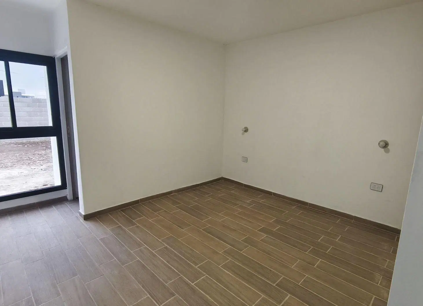 VENTA DUPLEX  2 DORMITORIOS 2 BAÑOS DOCTA 4