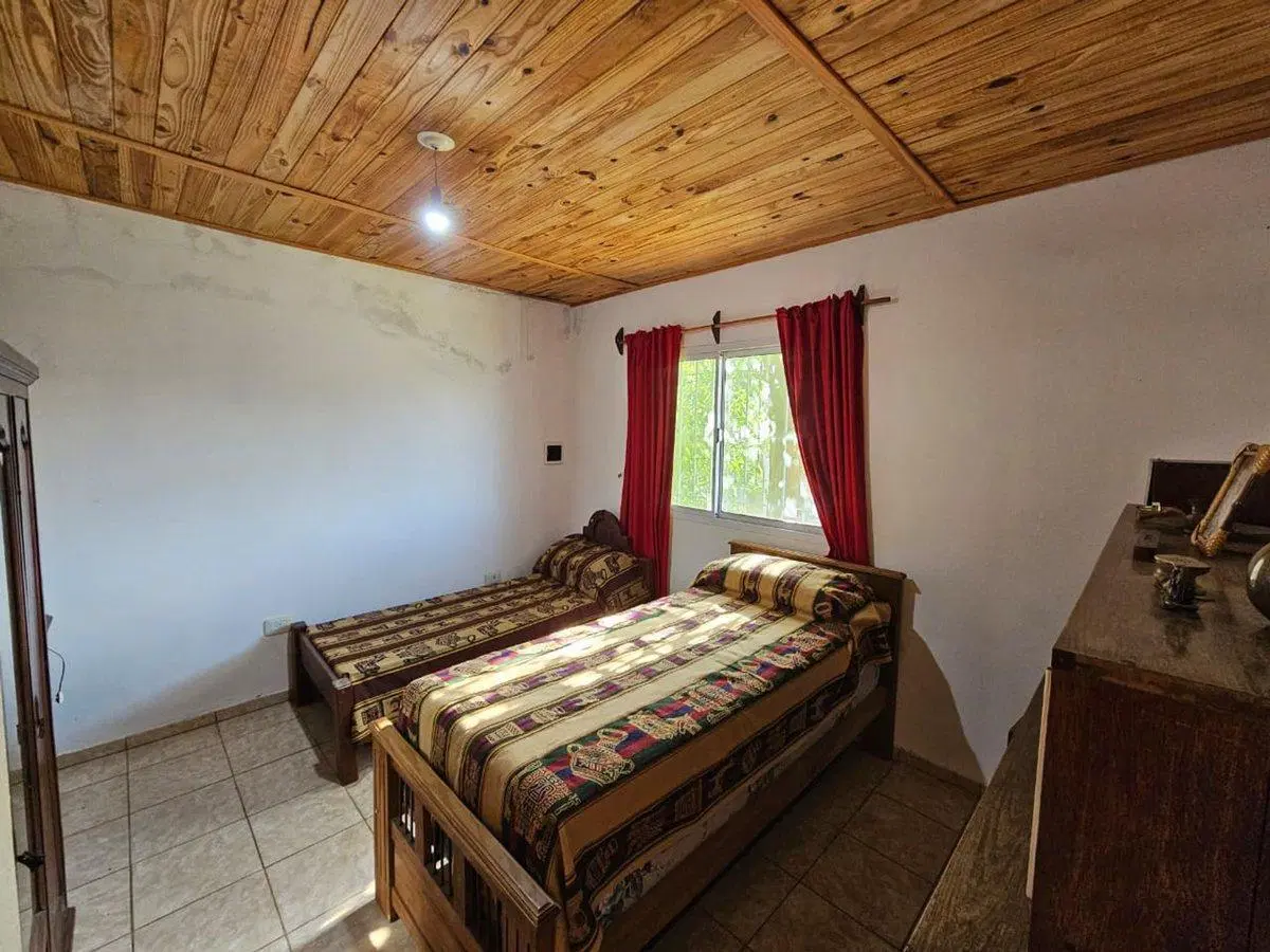 VENTA CASA 2 DORMITORIOS AGUA DE ORO 8