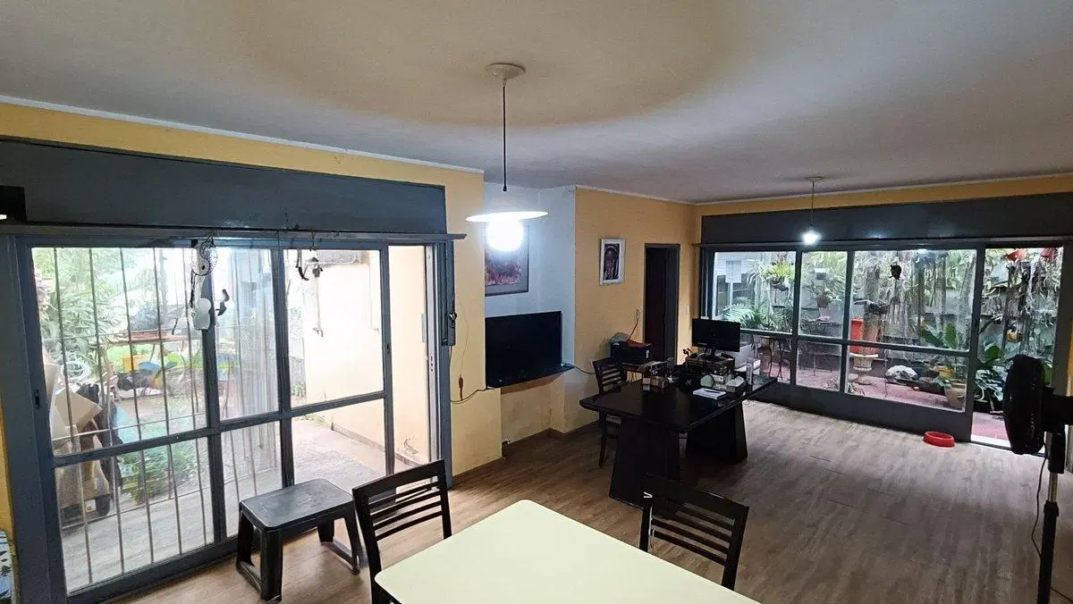 VENTA CASA B° MAIPU 3 DORMITORIOS COCHERA DOBLE 4