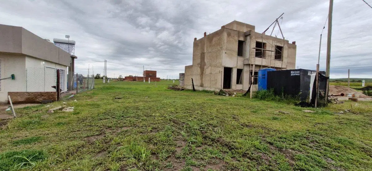 DOCTA CENTRAL LOTE 252 M2 APTO DUPLEX 4