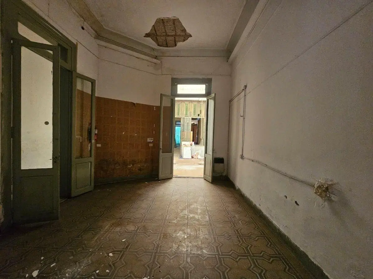 CASONA USO COMERCIAL O APTO DESARROLLO ALBERDI 5