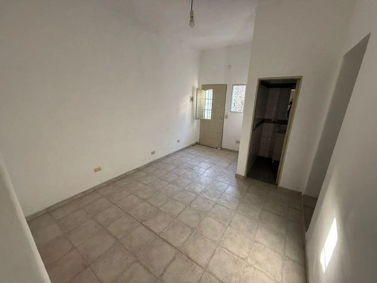 VENTA DOS DEPARTAMENTOS EN B PUEYRREDON 8