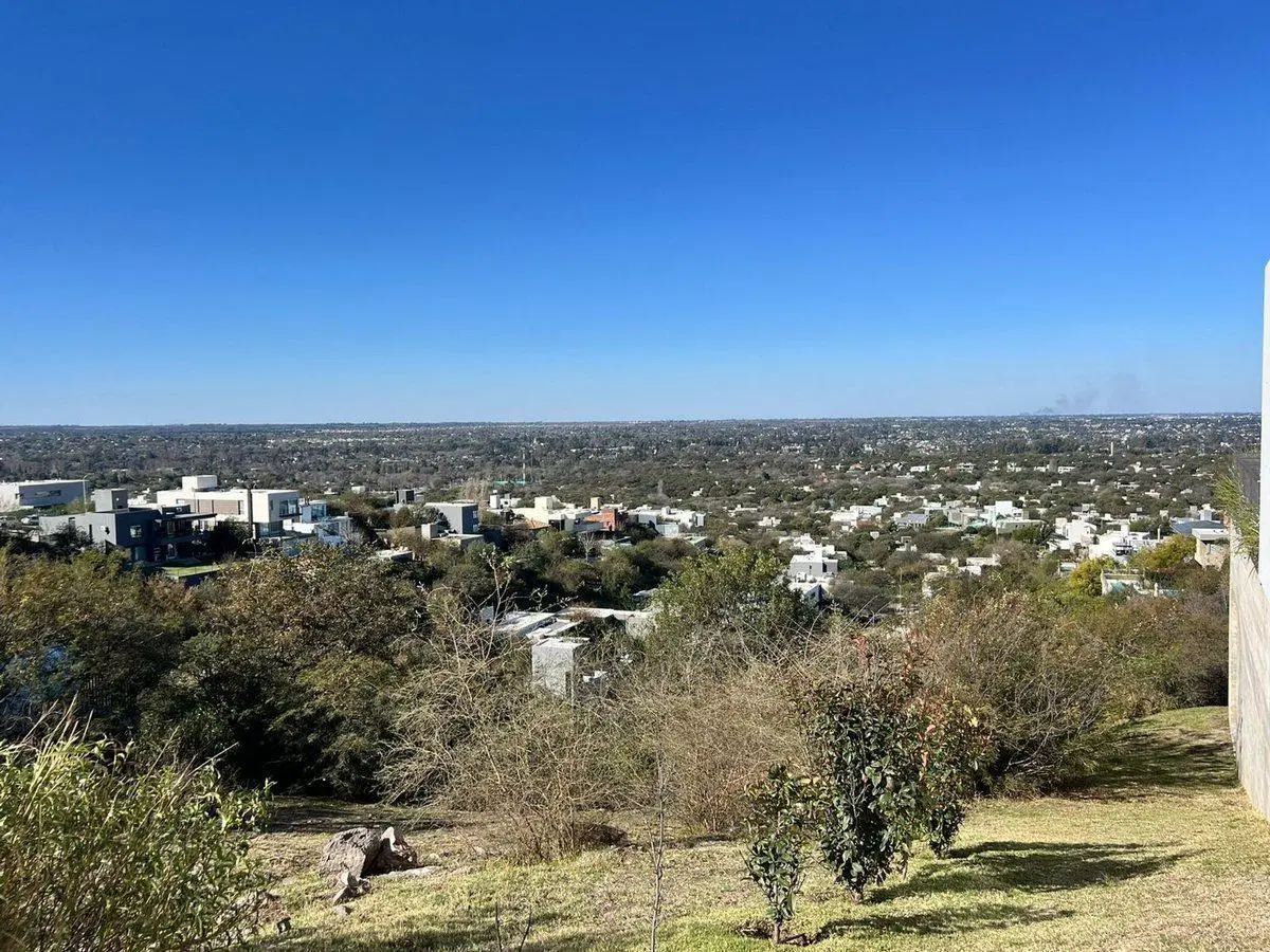 VENTA LOTE CON VISTA EN COUNTRY LA RUFINA 8