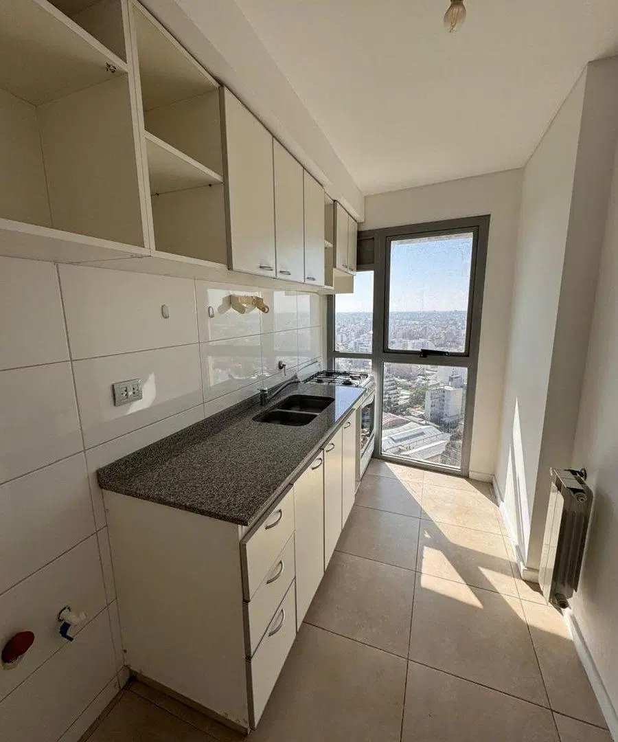 VENTA DEPARTAMENTO DE CATEGORIA EN GENERAL PAZ 2