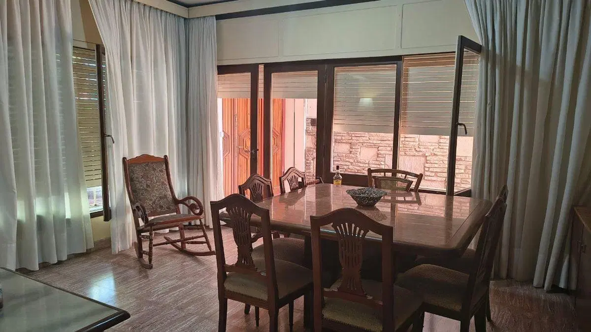 VENTA CASA 4 DORMITORIOS COCHERA PATIO CRISOL SUD 8