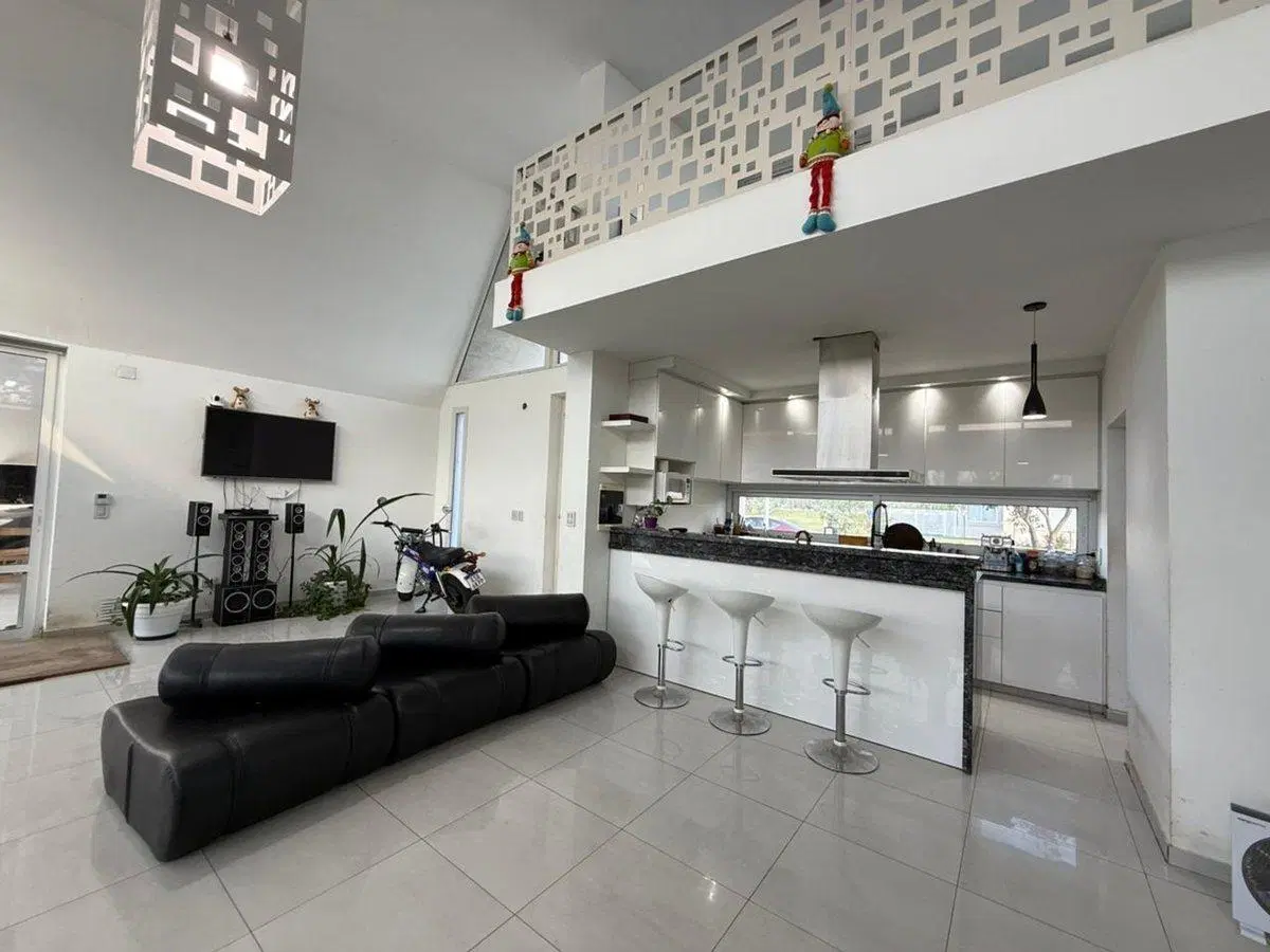 HERMOSA CASA 3 DORMITORIOS SIETE SOLES - HEREDADES 8