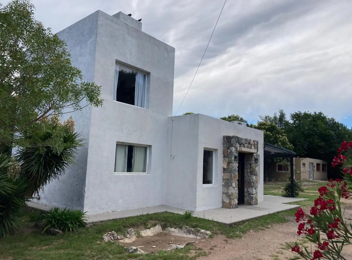 EN VENTA  CASA MAS DPTO EN HUERTA GRANDE 4
