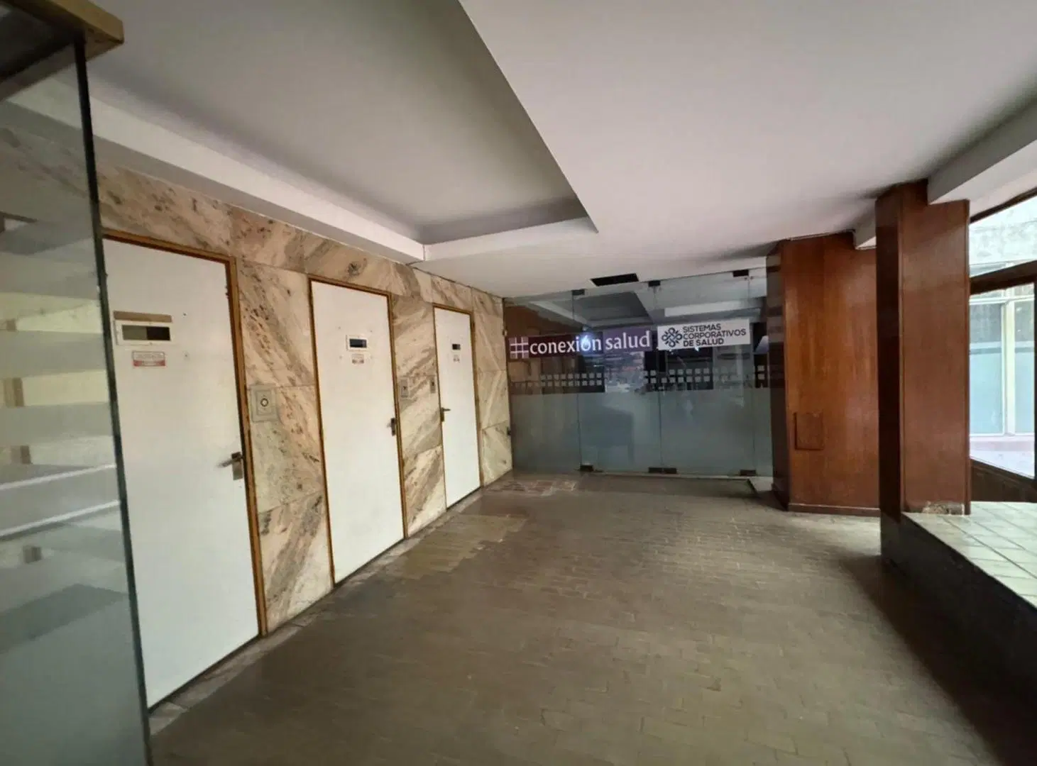 ALQUILER OFICINA 148 M2. EN AV GNRL PAZ. B CENTRO 5