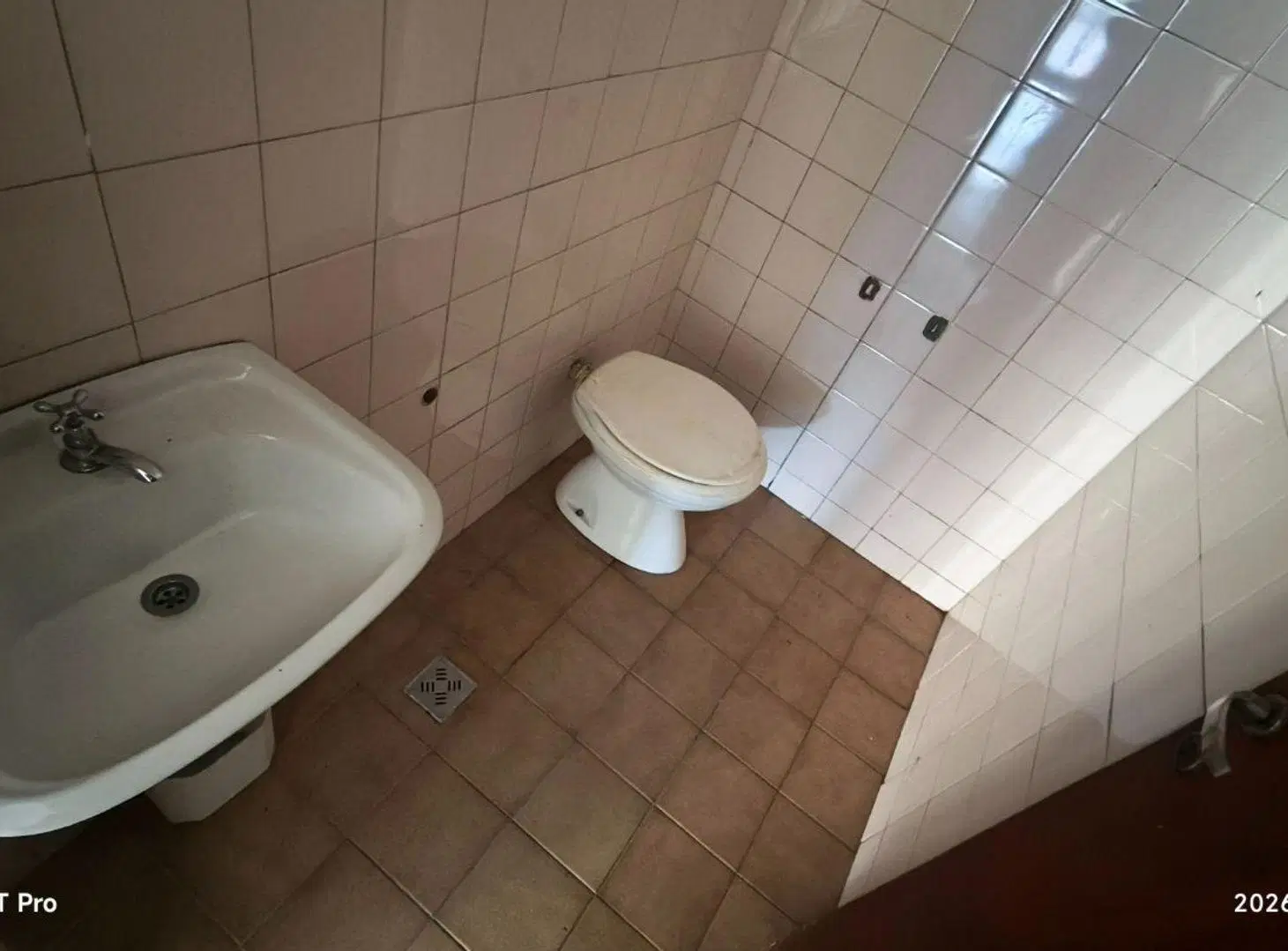 ALQUILER LOCAL COMERCIAL CON BAÑO 7