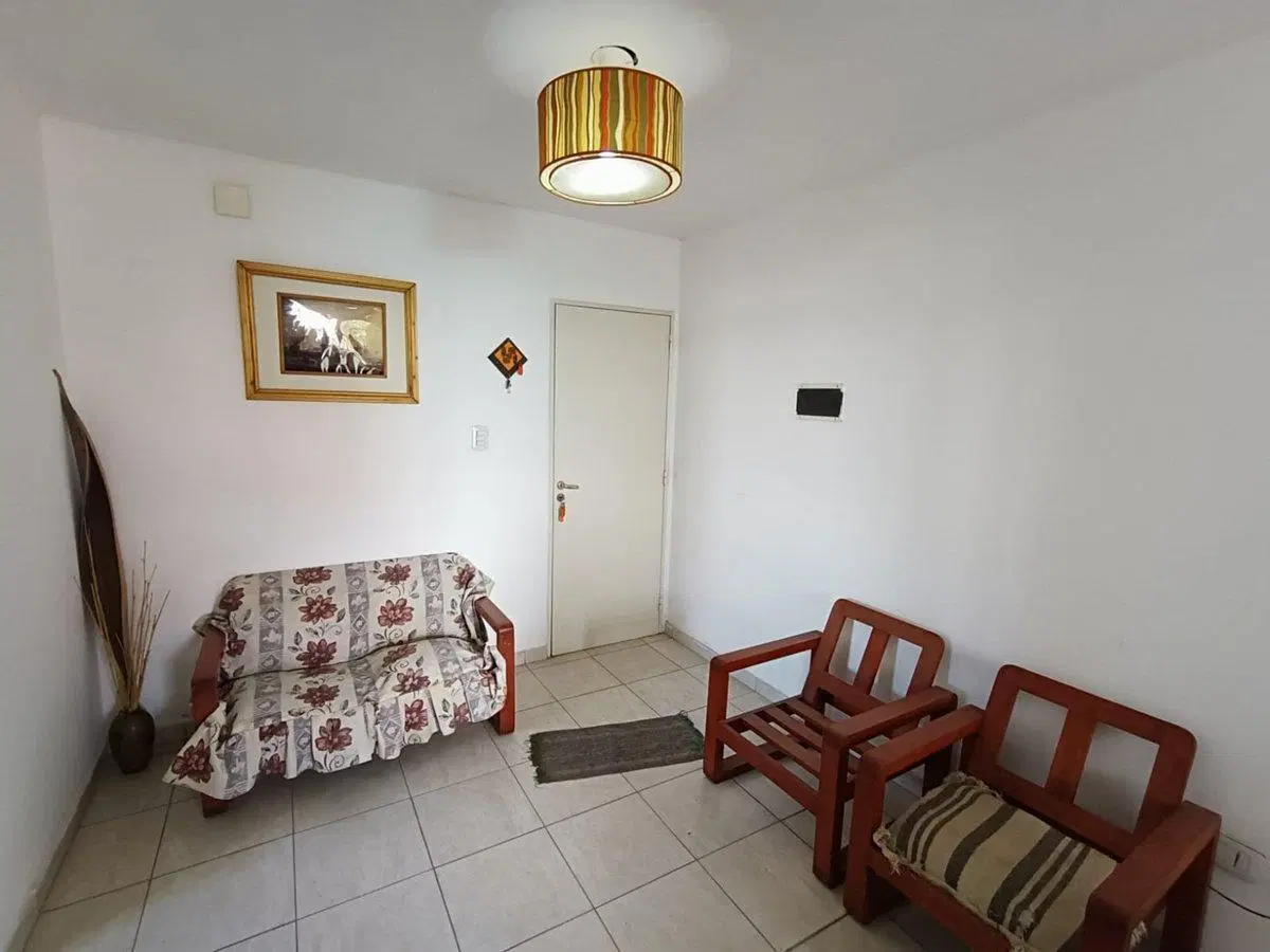 VENTA DEPARTAMENTO 2 DORMITORIOS COCHERA CERRADO 5