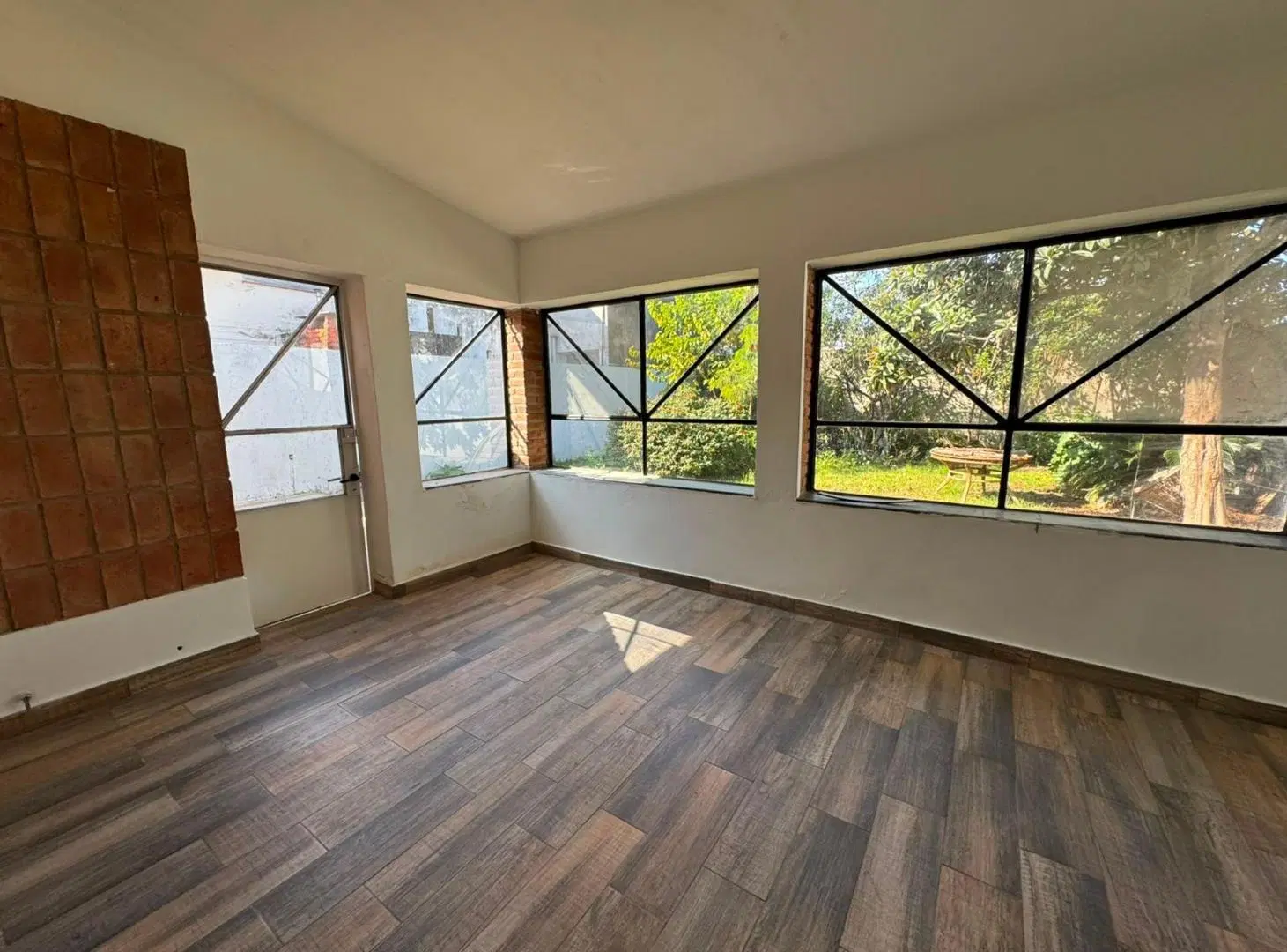 VENTA CASA 2 DORM. B° CENTENARIO. APTA CREDITO 3
