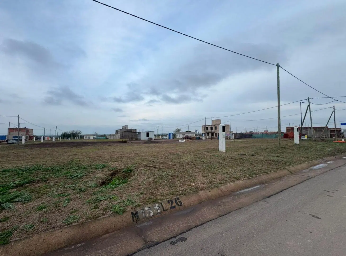 VENTA TERRENO RESIDENCIAL 262 M2. DOCTA CENTRAL 8