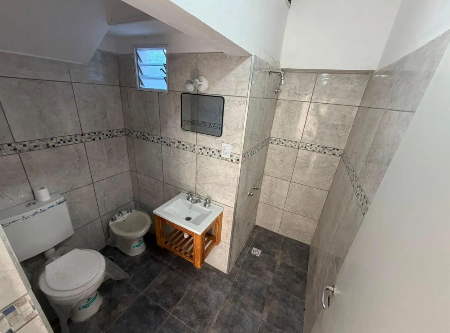 Venta Casa doble Renta espacio comercial B Empalme 5