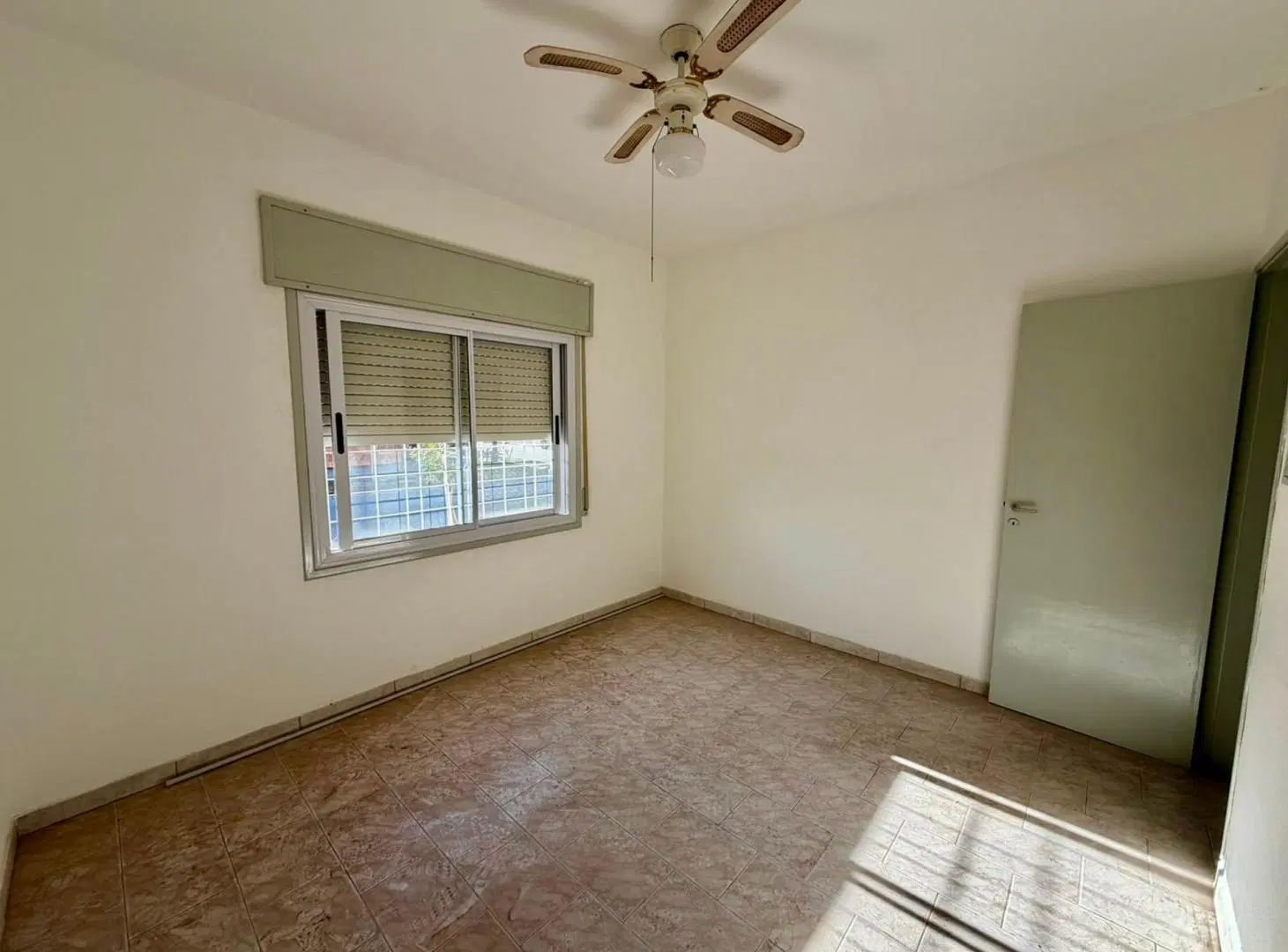 Venta Casa doble Renta espacio comercial B Empalme 8