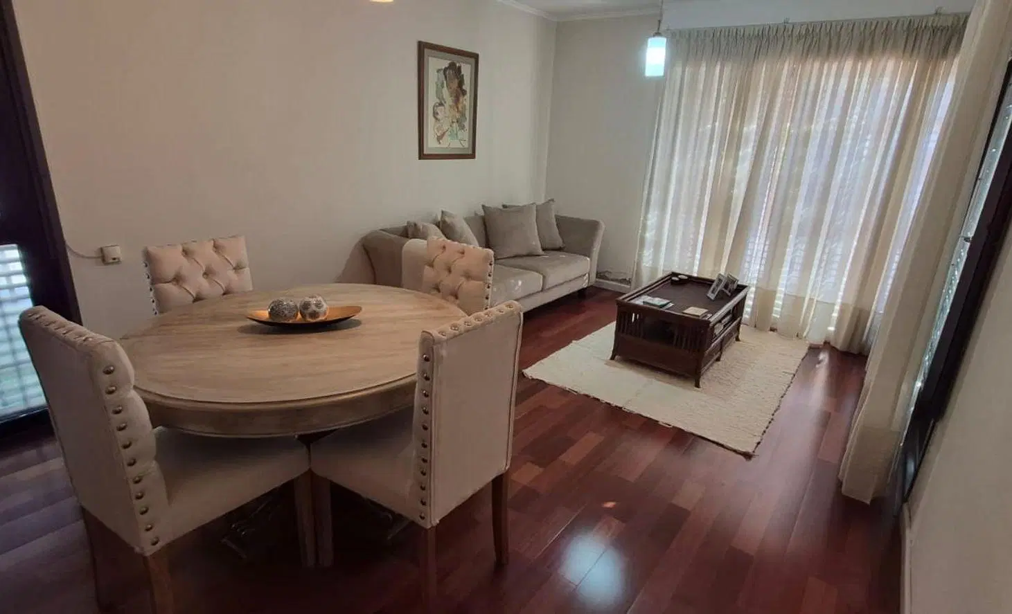 VENTA CASA 6 DORMITORIOS 3 BAÑOS PILETA B AYACUCHO 8
