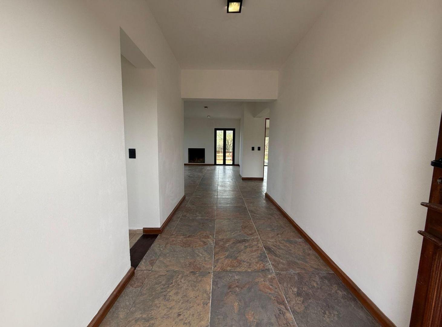 Foto de VENTA CASA 2 DORMITORIOS VISTA CARLOS PAZ, imagen 3