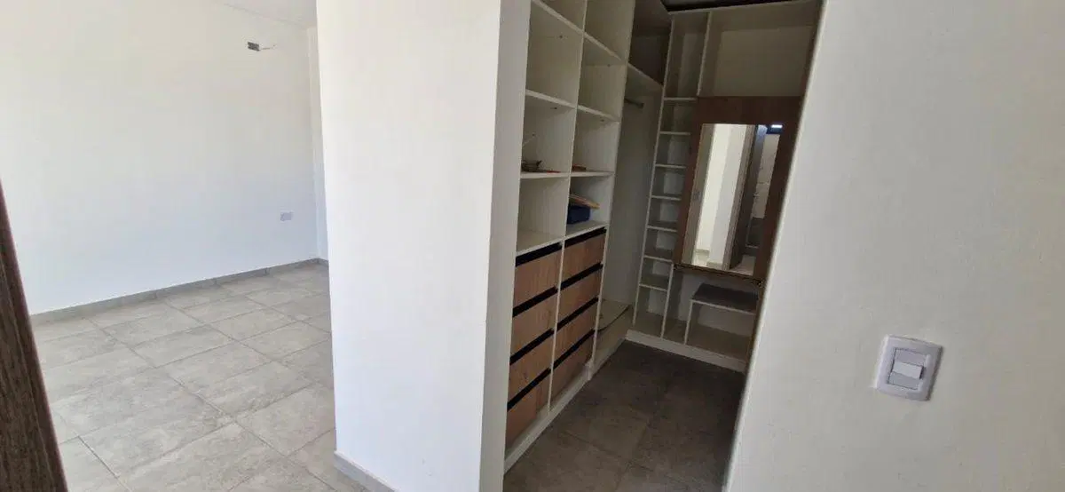 DUPLEX 3 DORMITORIO Y 3 BAÑOS EN ETAPA 2 DOCTA 8