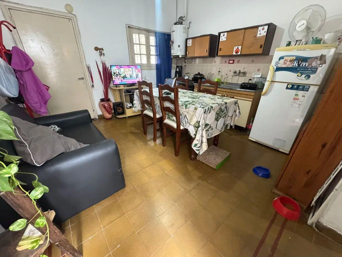 VENTA CASA 1 DORMITORIO. B° GENERAL PUEYRREDON. 3