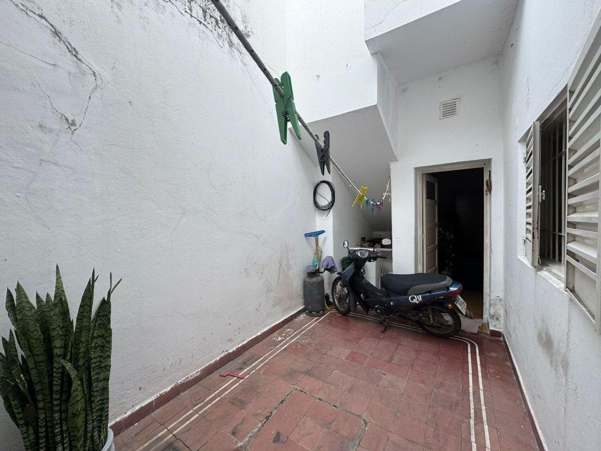 Foto de VENTA CASA 1 DORMITORIO. B° GENERAL PUEYRREDON., imagen 1