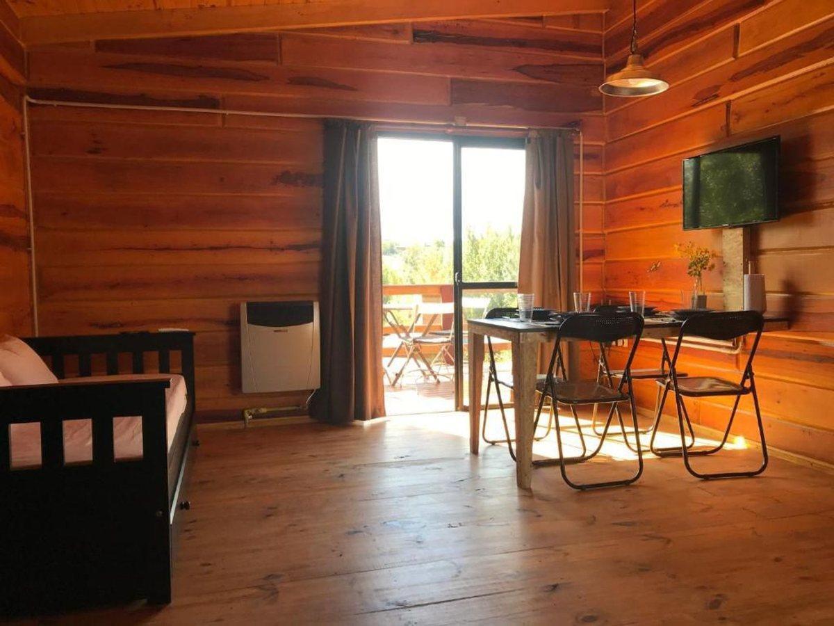 Foto de VENTA COMPLEJO DE 2 CABAÑAS EN YACANTO/CALAMUCHITA, imagen 4