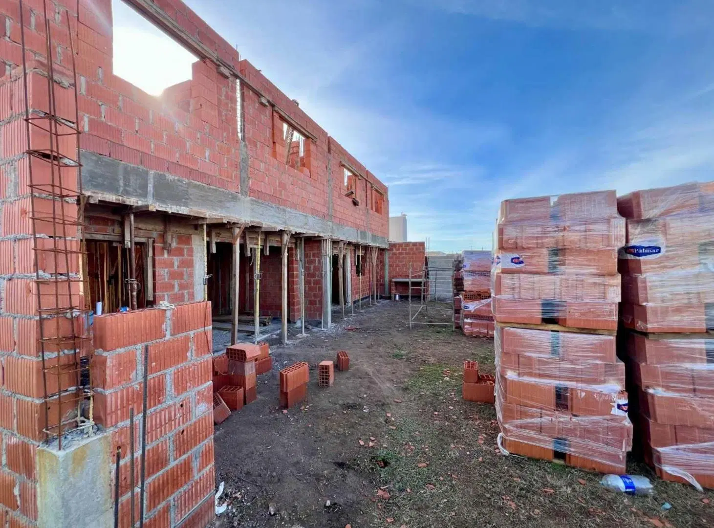 VENTA DUPLEX 3 DORMITORIOS PAMPAS DE MANANTIALES 1
