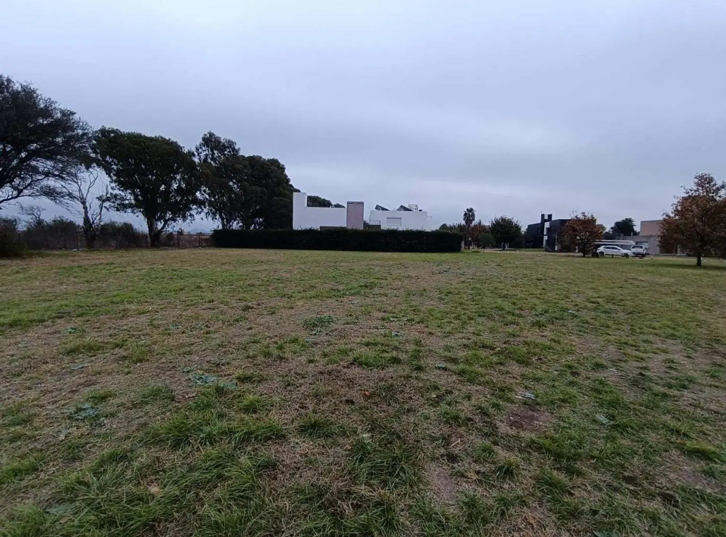 VENTA DE LOTE UBICADO EN VALLE DEL GOLF 1