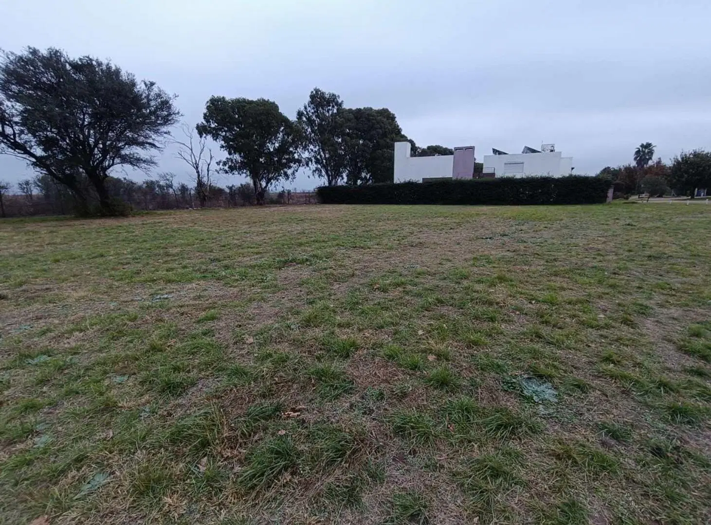 VENTA DE LOTE UBICADO EN VALLE DEL GOLF 4