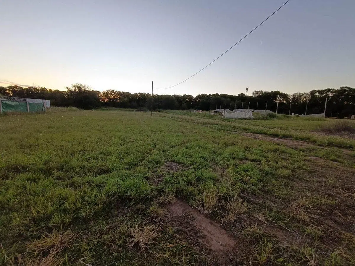 Venta Terreno 500 M2 en Villa Esquiu zona norte 4