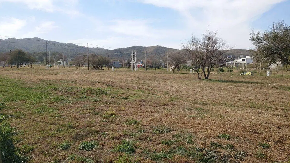 LOTE 350 M2 EN BARRIO CERRADO TEJAS CUATRO 3